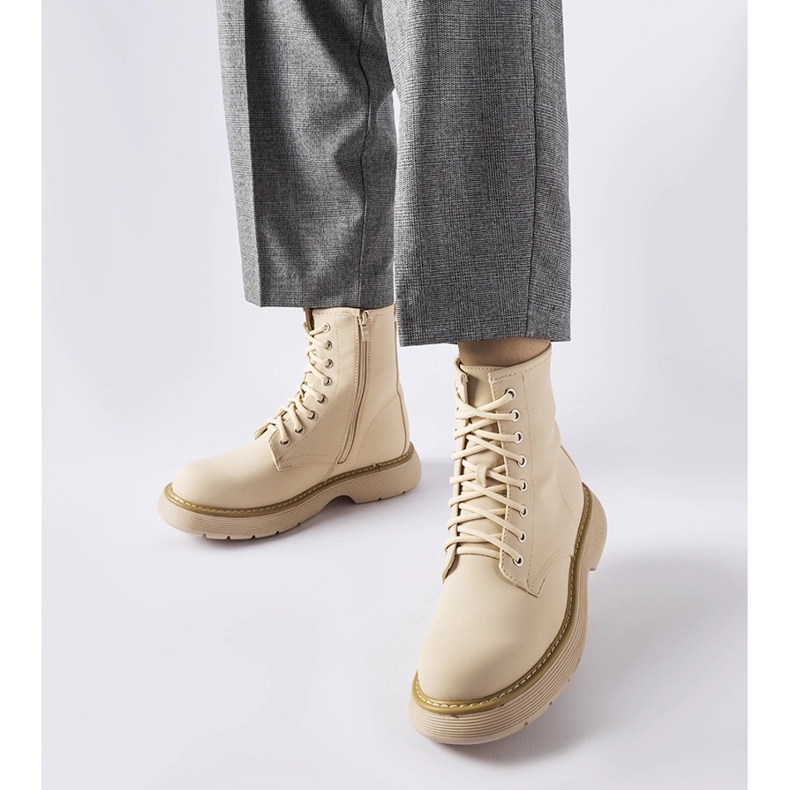 Bež klasične Benvenuto čizme 1