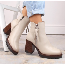 Bež izolirane ženske gležnjače i platforma Vinceza 58103 1