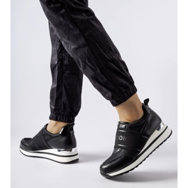 Crne tenisice sa srebrnim Andre ukrasom crna 1