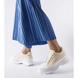 Bež tenisice s visokom platformom marke Kari 1