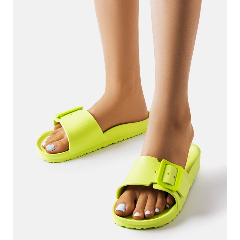 Zelene gumene klizače s kopčom iz Nelma zelena 1