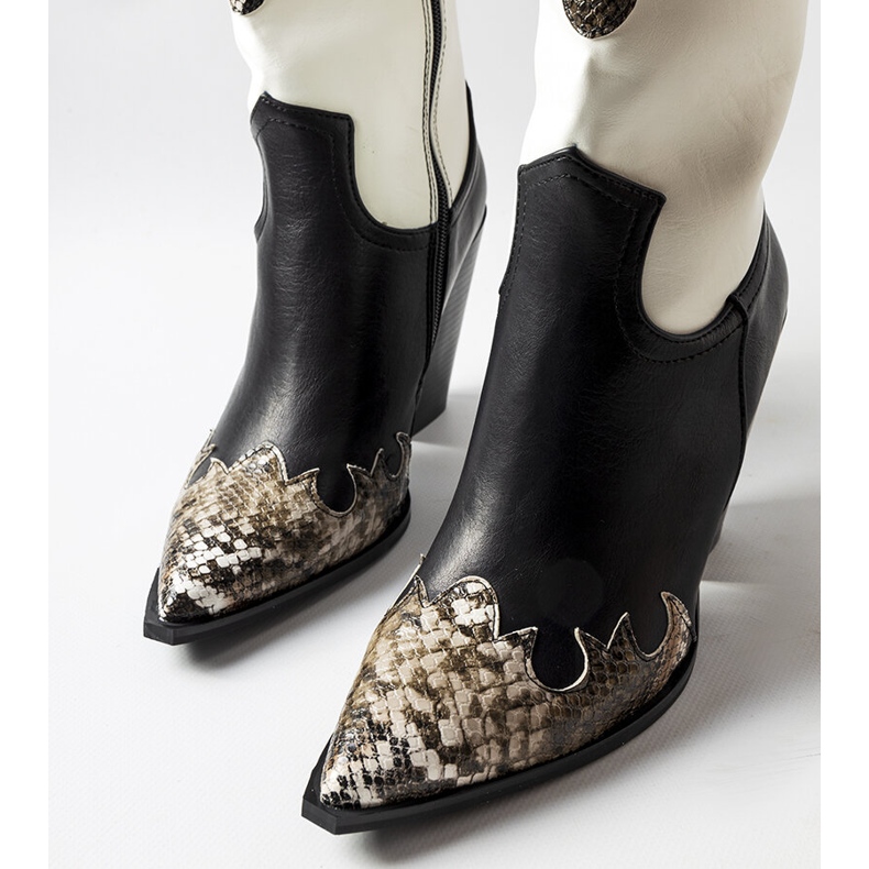 Polu crne i smeđe kaubojske čizme sa zmijskim umetcima crna 1