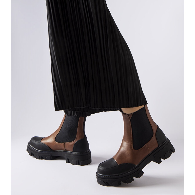 Smeđe natikače iz Sibyle smeđa 1