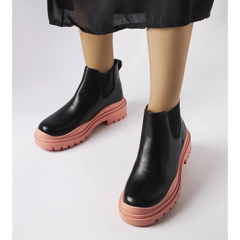 Crne gležnjače na šarenoj Marinone platformi crna 1