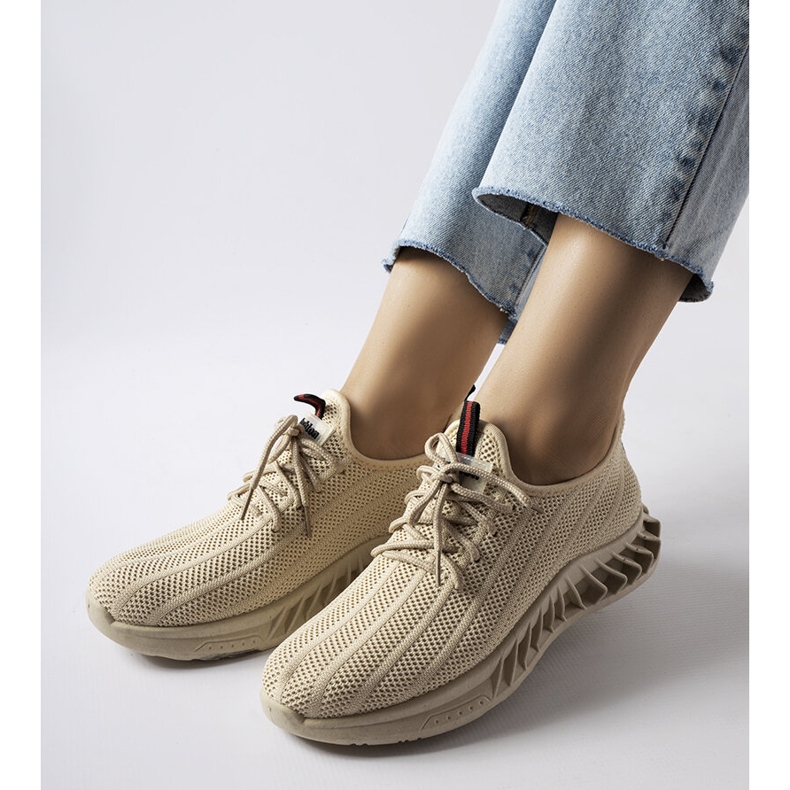 Bež slip on cipele s vezicom 1