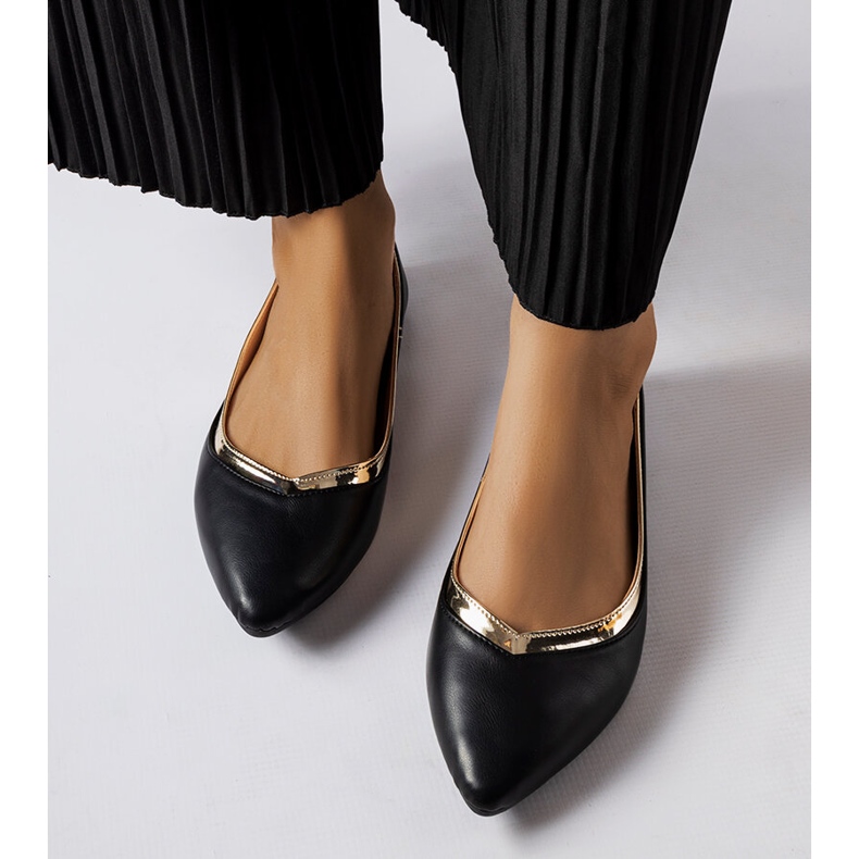 Crne balerinke sa šiljatim prstima iz Vittoria crna 1