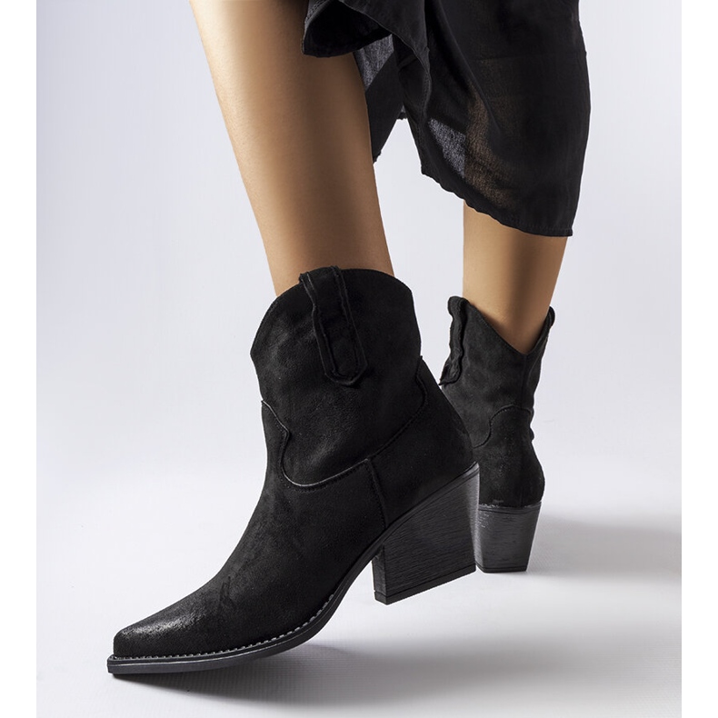 Crne kaubojske čizme iz Christi crno 1