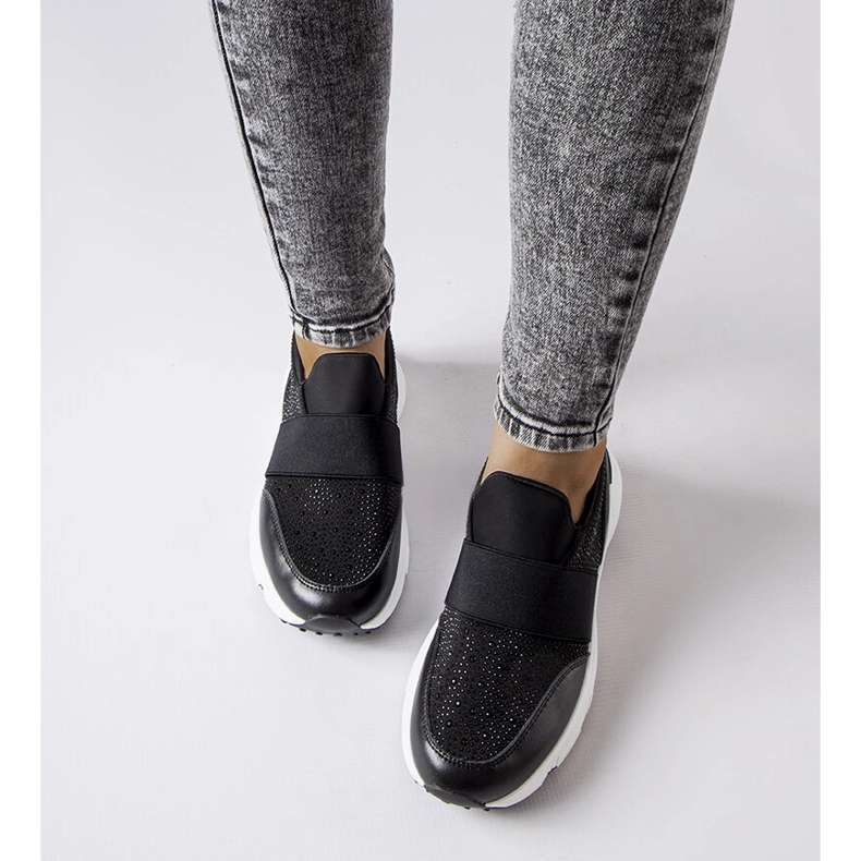 Crne tenisice sa kamenčićima iz Algisa crno 1