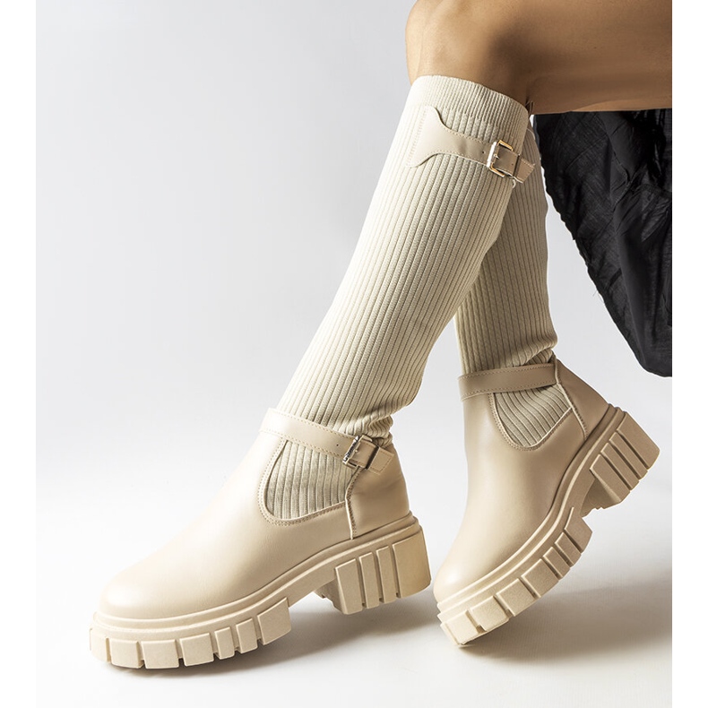 Bež čizme s fleksibilnim gornjištem iz Courcelle 1