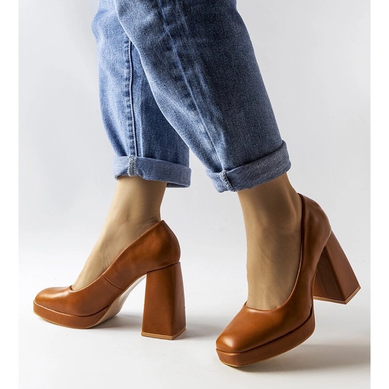 Smeđe cipele s visokom petom iz Maillyja smeđa 1