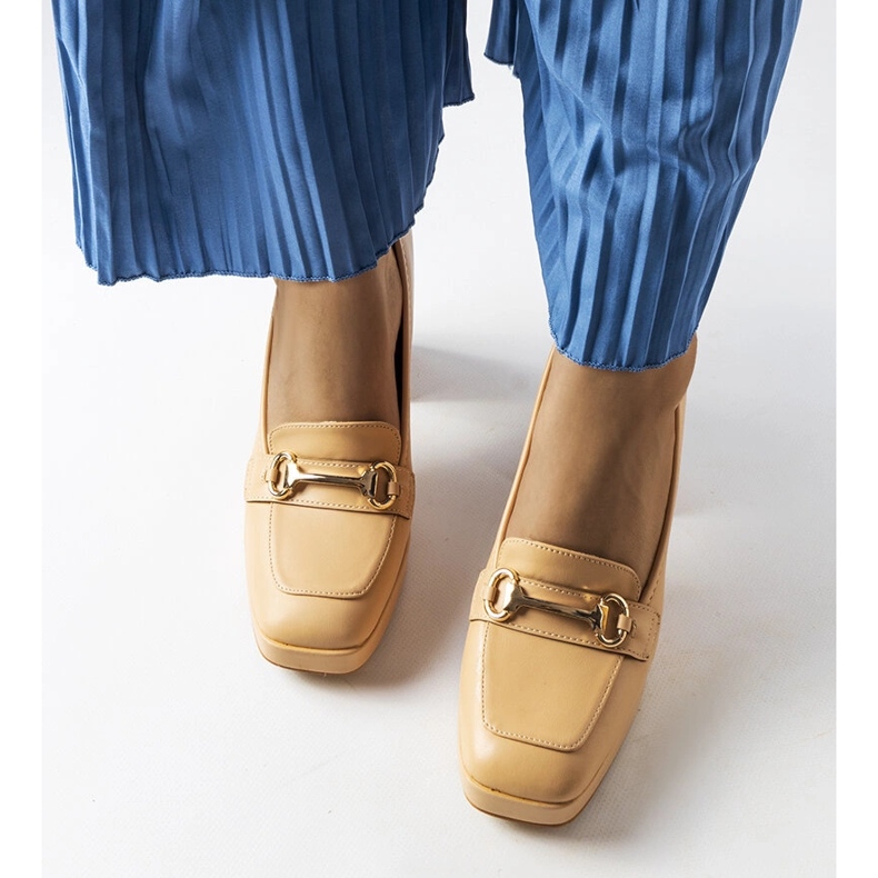 Bež salonke na geometrijskom bloku iz Blaissa 1