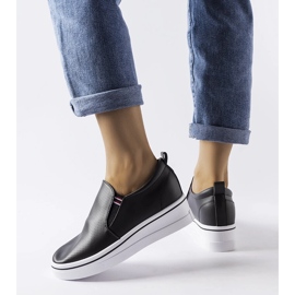 Inna Dionisia crne tenisice na wedge crno 1