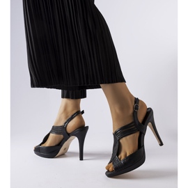 Tougas crne sandale na visoku petu crno 1