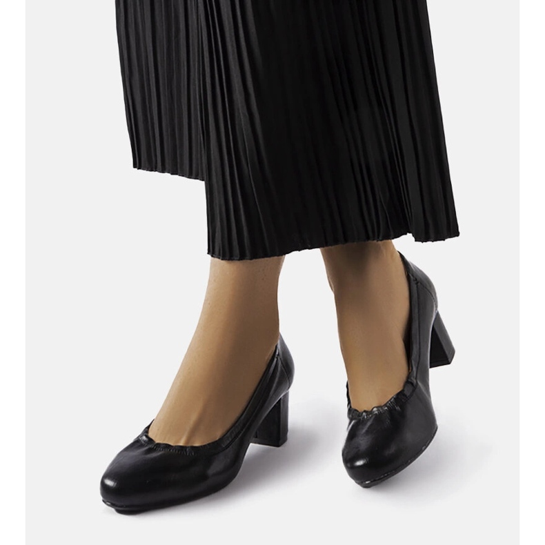 Inna Ploufe crne cipele na bloku crno 1