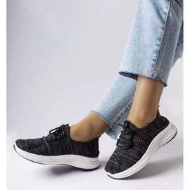 Crne tenisice od tkanine Tommaso crna 1