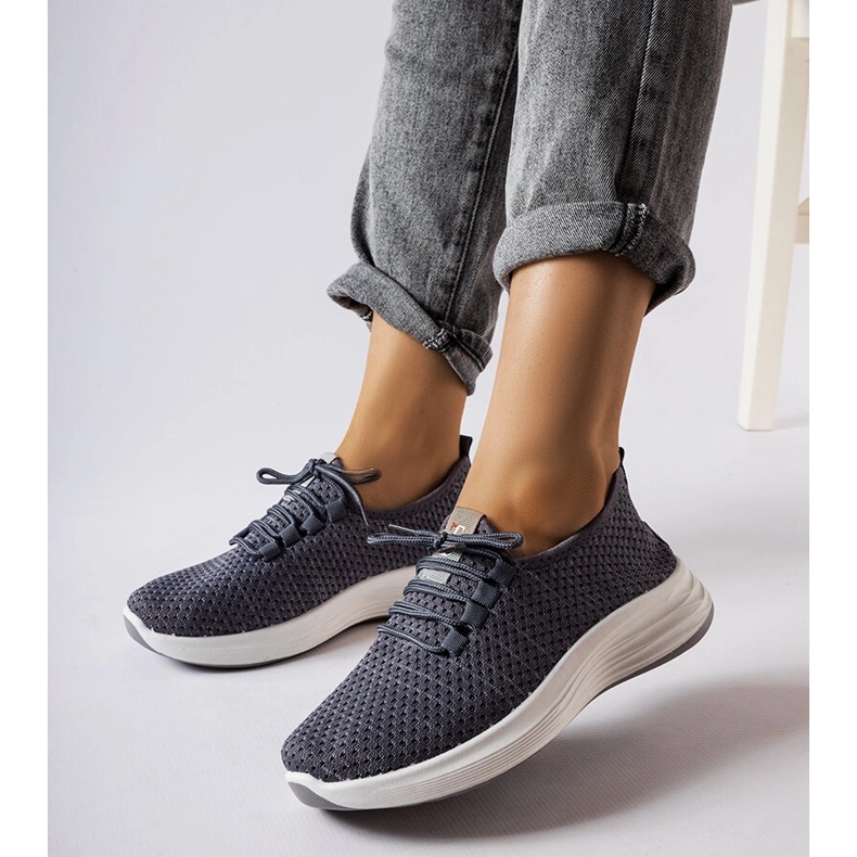 Sive tenisice od tkanine iz Tommasa siva 1