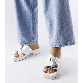 Bijele japanke s traktorskim potplatom iz Carceri bijela 1