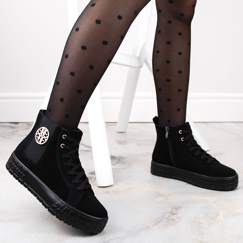 Crne kožne čizme od brušene kože na platformu, izolirane Filippo DBT4715 crna 2