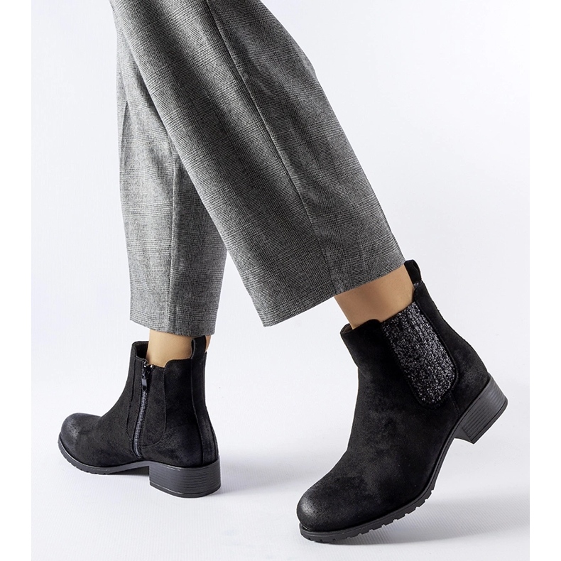 Crne ravne gležnjače s ukrasnim Arnoux umetkom crno 1