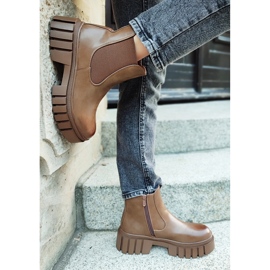 Radnice Ženskog Verisa smeđa 1