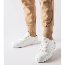 Bijele tenisice na debeloj Egidio platformi bijela 1