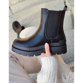 Ženske crne čizme s crnim potplatom crna 2