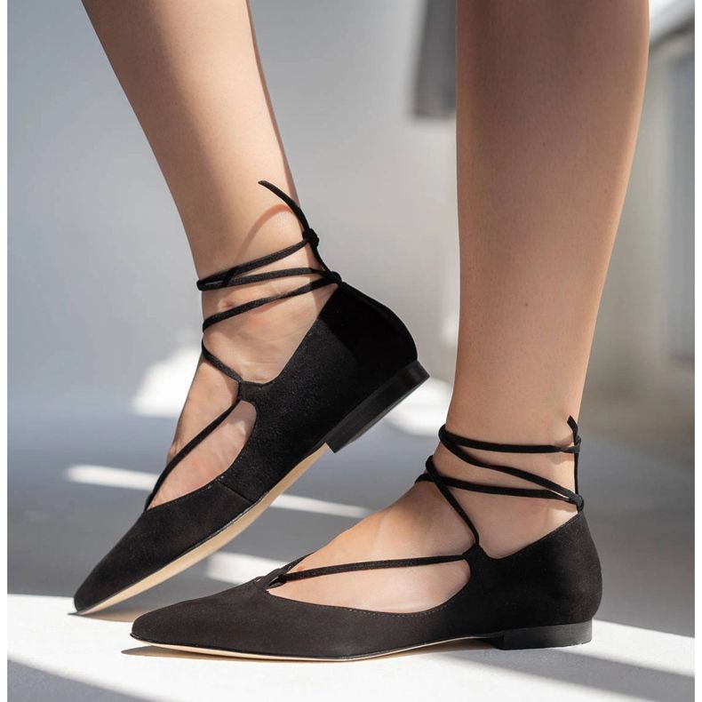 Marco Shoes Balerinke od antilopa s remenom okolo crna 1