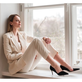 Marco Shoes Suptilne štikle od prirodnog antilopa crna 2