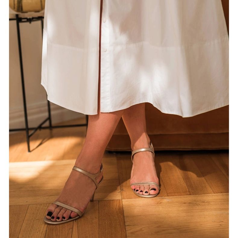 Marco Shoes Sandale na visoku petu zlatna 2