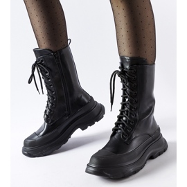 Crne radničke cipele sa debelim crnim đonom Crosia crno 2