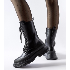 Crne radničke cipele sa debelim crnim đonom Crosia crna 1