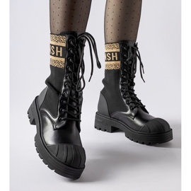 Crne čarape sa smeđim natpisom Daria crna 1