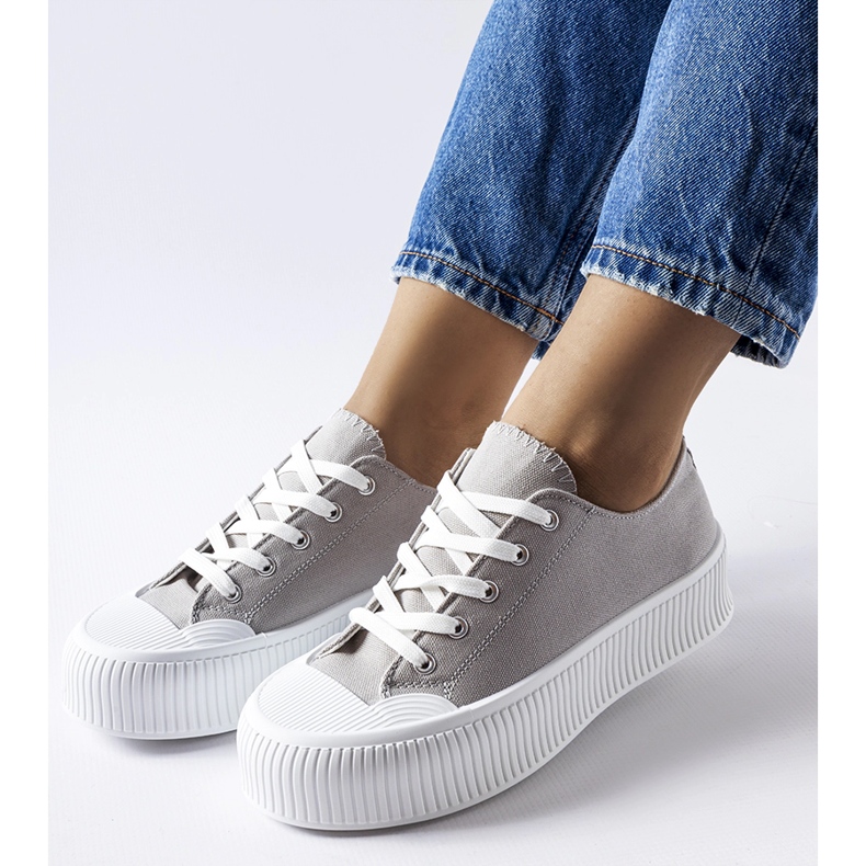 Sive tenisice na debeloj Fortunata platformi siva 1