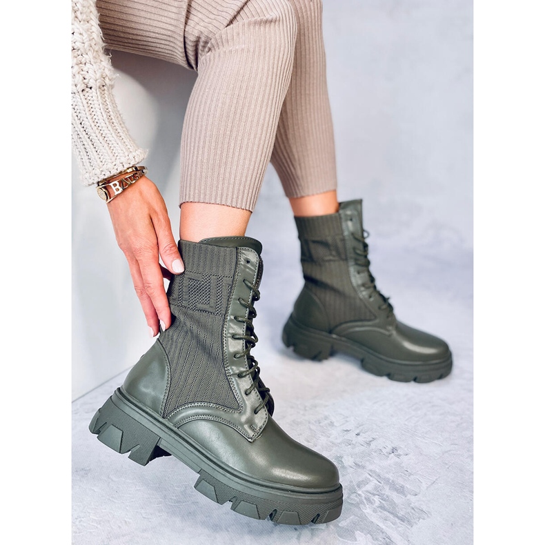 Radnici s fleksibilnim Calling Green gornjištem zelena 2