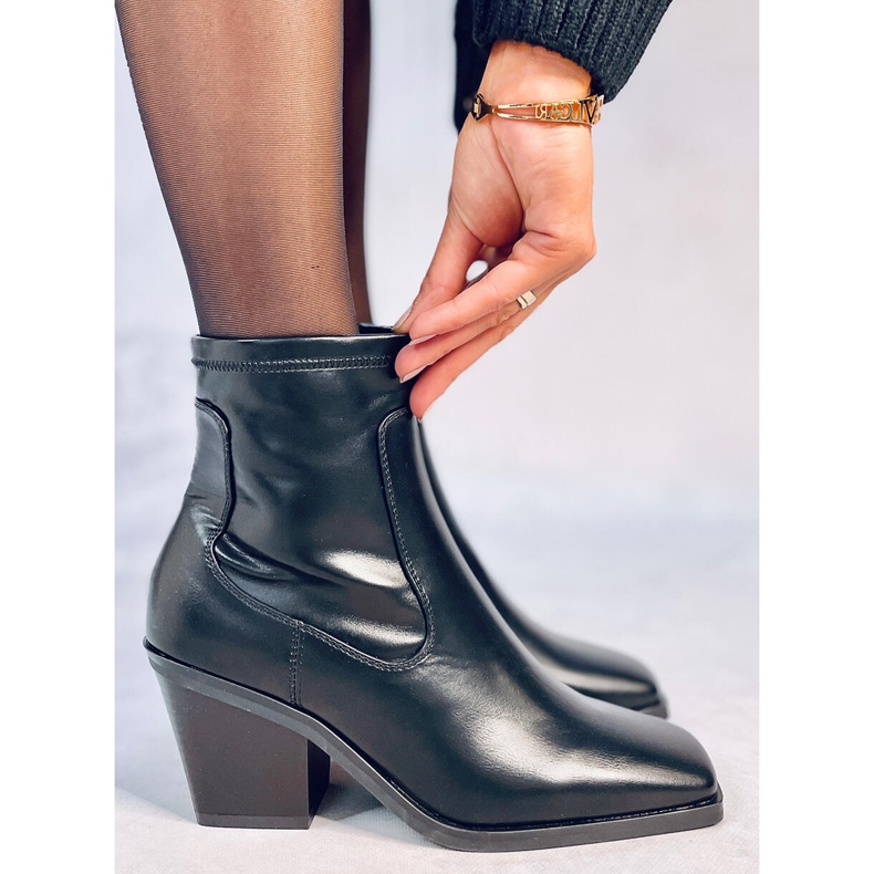 Arya crne visoke pete crno 2