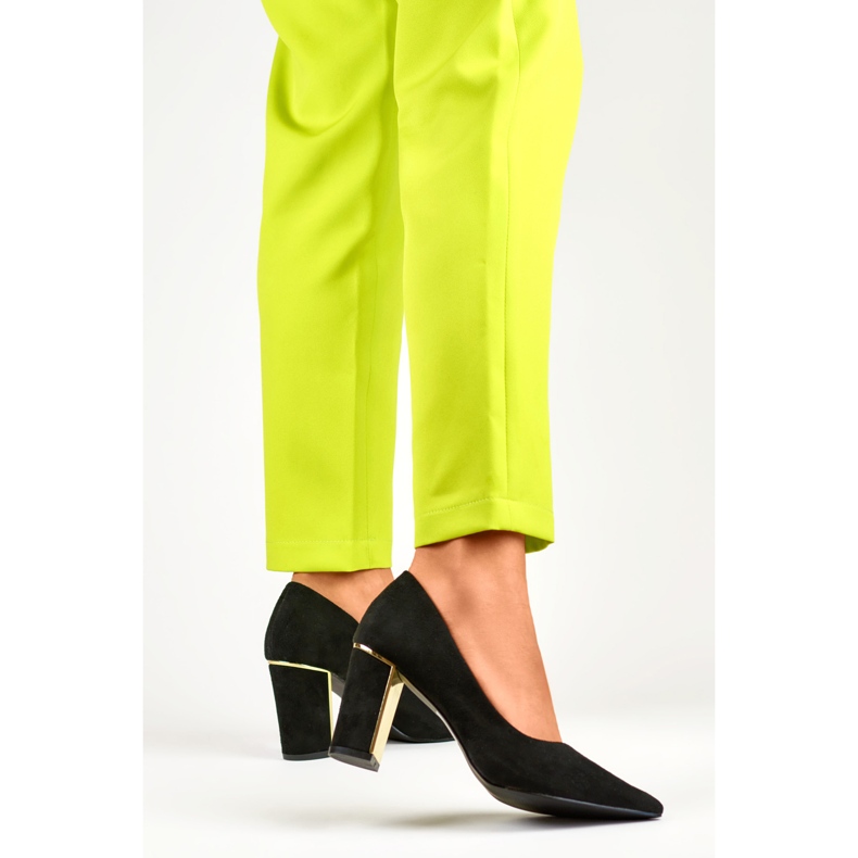 Ženske crne salonke od brušene kože s udobnom visokom petom crna 2