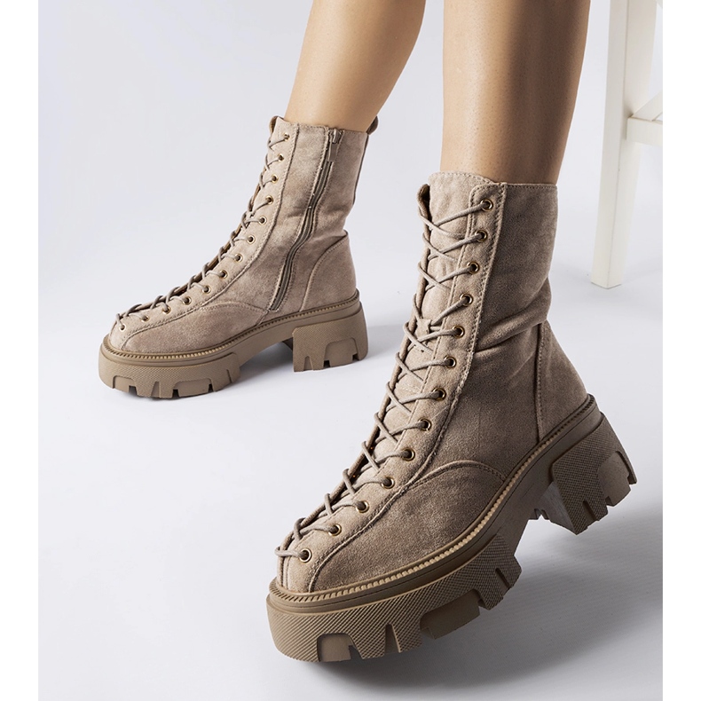 Smeđe čizme ukrašene Amol uvezom smeđa 1