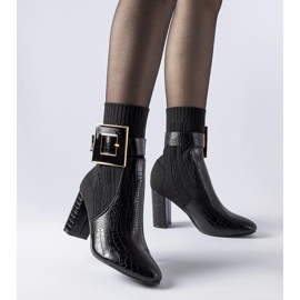 Enrice crne čizme s čarapama sa životinjskim uzorkom crno 1