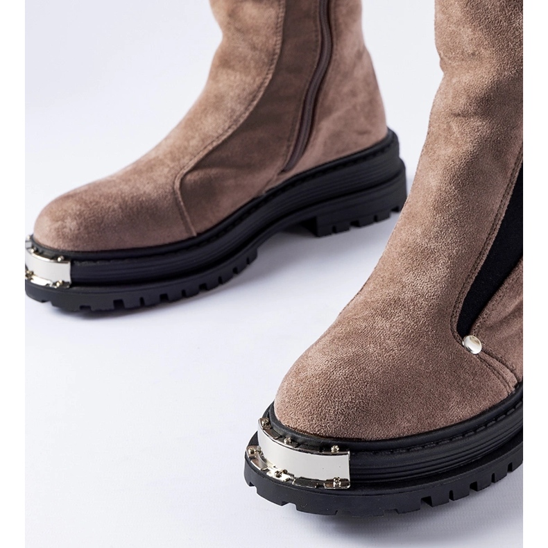 Smeđe izolirane gležnjače s bolonjskim ukrasnim vrhom smeđa 1