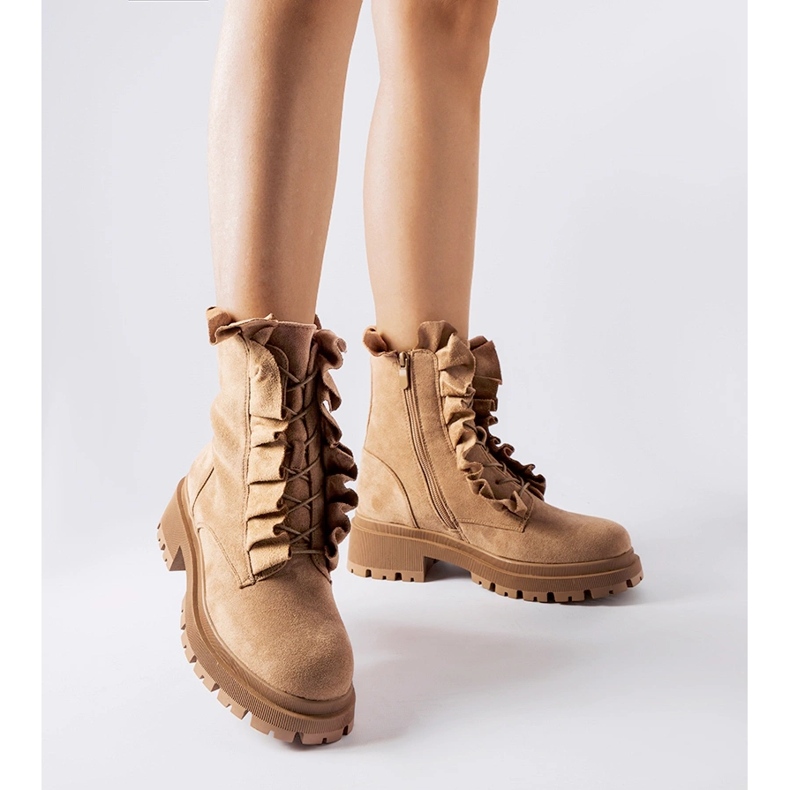 Bež gležnjače s volanima, eko antilop Sterpito 1