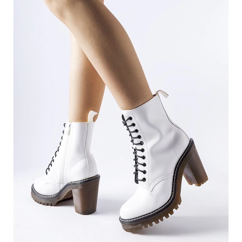 Ezio bijele gležnjače na vezanje bijela 1