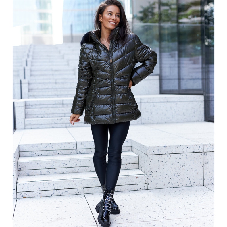 Crne lakirane gležnjače sa Sfaranda kamenčićima crna 1