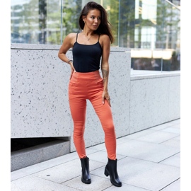 Crne izolirane klasične Caio gležnjače s visokom petom crno 1