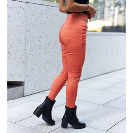 Crne izolirane klasične Caio gležnjače s visokom petom crno 2