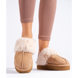 Fluffy, bež meke igračke na platformi Shelovet 1