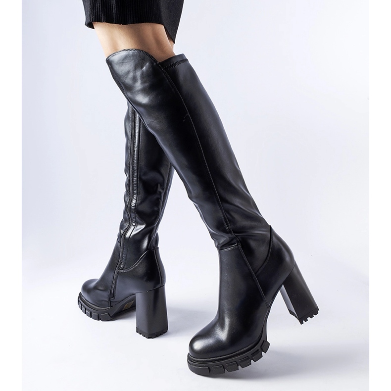 Crne duge tople čizme na visoku petu crna 1