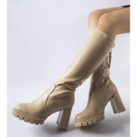 Bež tople duge čizme na visoku petu 1