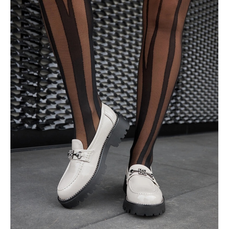 Sive lakirane mokasine sa kamenčićima siva 1