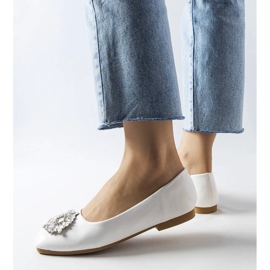 Bijele balerinke s brošem Miren bijela 1