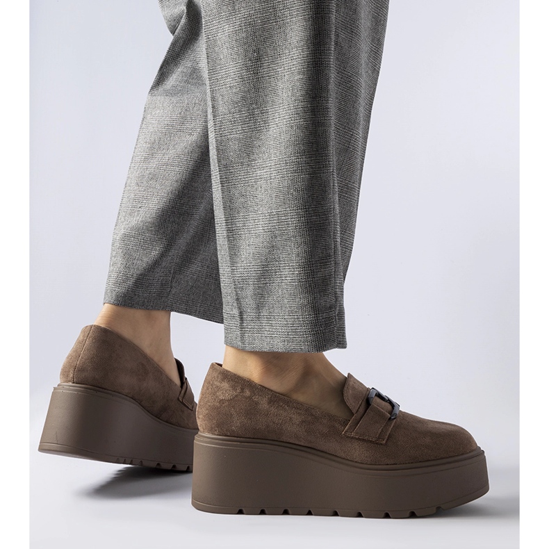 Smeđe medicinske mokasinke s platformom smeđa 1